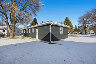 1425 11th St S, Fargo,  58103 - Photo 37