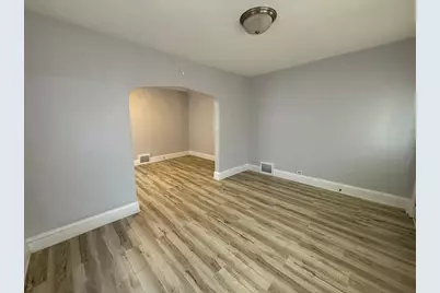 496 Maryland Avenue W, Saint Paul, MN 55117 - Photo 11