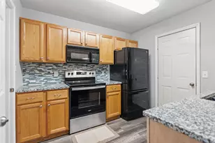 587 Mariner Way, Woodbury, MN 55129 - Photo 9