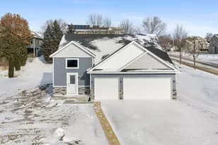 609 Afton Dr, Northfield, MN 55057 - Photo 7