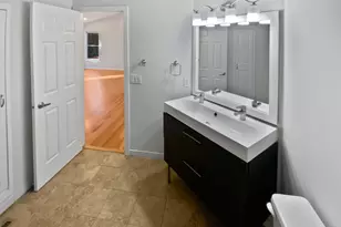 12595 Driftwood Ct, Apple Valley, MN 55124 - Photo 9