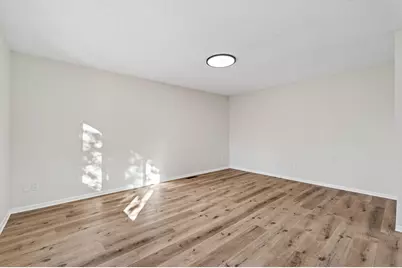 3432 Lee Avenue N, Crystal, MN 55422 - Photo 7