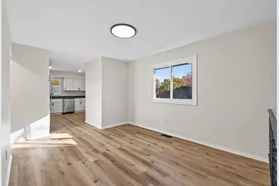 3432 Lee Avenue N, Crystal, MN 55422 - Photo 9