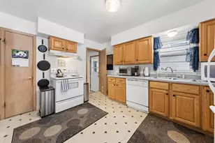 400 E Old Shakopee Rd, Bloomington, MN 55420 - Photo 7