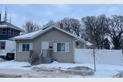 1001 9th Avenue N, Fargo, ND 58102 - Photo 1