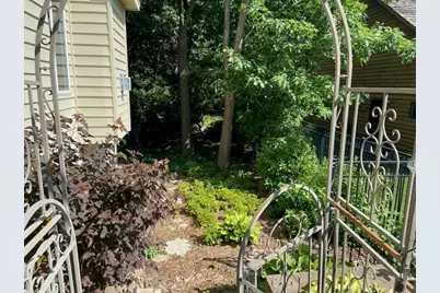 705 Valley View Court, Shoreview, MN 55126 - Photo 63