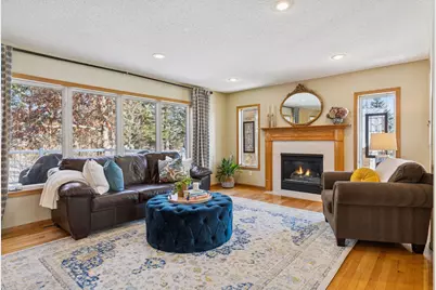 705 Valley View Court, Shoreview, MN 55126 - Photo 7