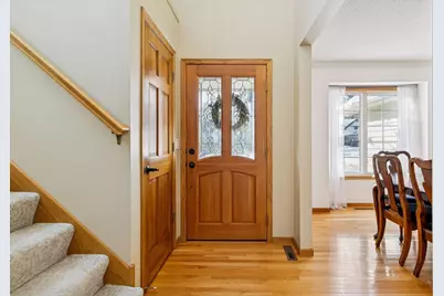 705 Valley View Court, Shoreview, MN 55126 - Photo 5