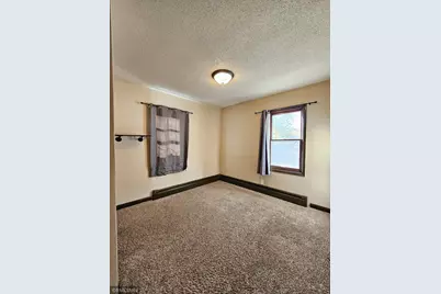 2665 Lake Shore Avenue, Little Canada, MN 55117 - Photo 9