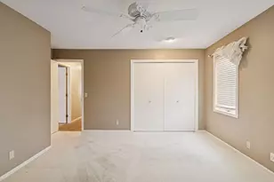 1135 Hollybrook Dr, Wayzata, MN 55391 - Photo 27