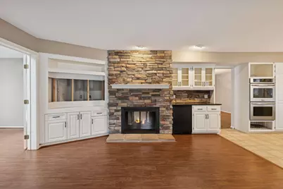 1135 Hollybrook Drive, Wayzata, MN 55391 - Photo 15