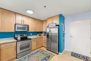 48 Groveland Terrace, Minneapolis, MN 55403 - Photo 3