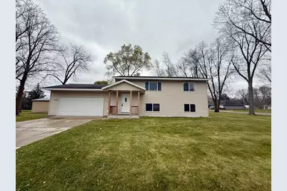 1007 4th Ave SW, Little Falls, MN 56345 - Photo 1