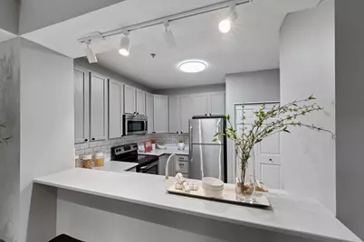 645 N 1st Street #305, Minneapolis, MN 55401 - Photo 7