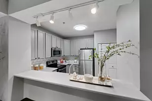 645 N 1st St, Minneapolis, MN 55401 - Photo 7