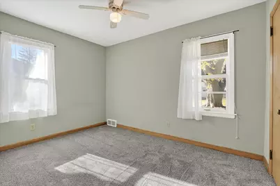 916 Linn Avenue SW, Owatonna, MN 55060 - Photo 15