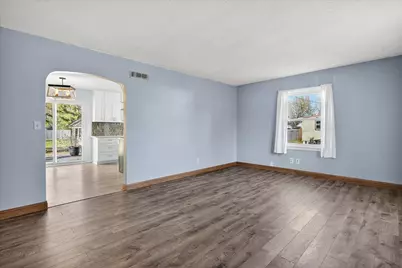 916 Linn Avenue SW, Owatonna, MN 55060 - Photo 9