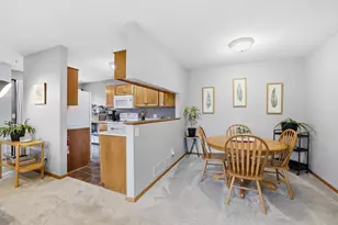 4289 Centerville Rd, Vadnais Heights, MN 55127 - Photo 9