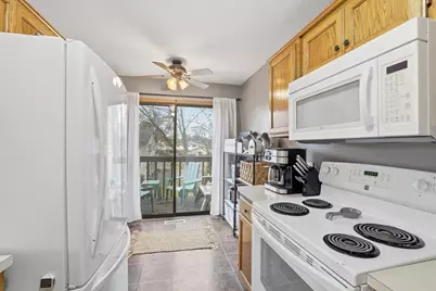 4289 Centerville Road, Vadnais Heights, MN 55127 - Photo 11