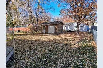 667 Madson Avenue SW, Hutchinson, MN 55350 - Photo 3