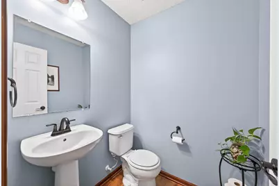 1956 Commonwealth Boulevard #2, Chanhassen, MN 55317 - Photo 17