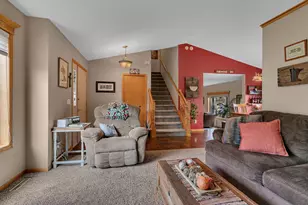 608 Oakwood Dr, Saint Cloud, MN 56304 - Photo 7