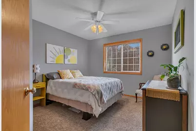 608 Oakwood Drive, Saint Cloud, MN 56304 - Photo 23