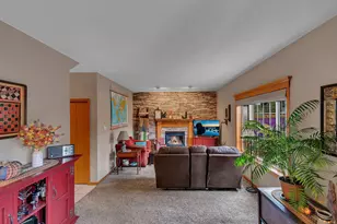 608 Oakwood Dr, Saint Cloud, MN 56304 - Photo 15