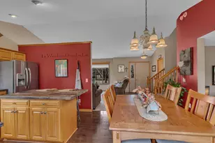 608 Oakwood Dr, Saint Cloud, MN 56304 - Photo 11