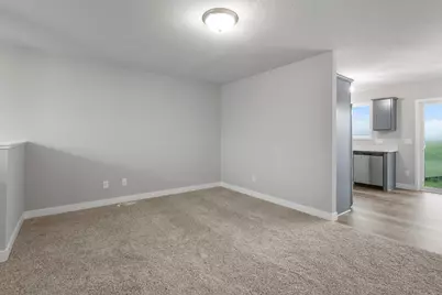 337 Ridge Road, Le Sueur, MN 56058 - Photo 5