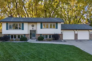 402 11th Ave Cir NW, Kasson, MN 55944 - Photo 1