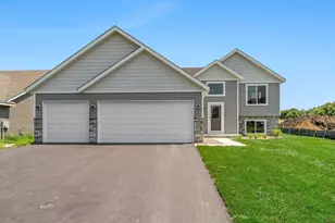 336 Ridge Rd, Le Sueur, MN 56058 - Photo 1
