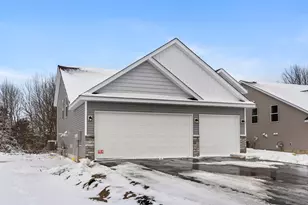 341 Ridge Rd, Le Sueur, MN 56058 - Photo 9