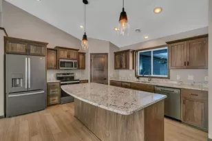 129 Highlands Blvd, Melrose, MN 56352 - Photo 5