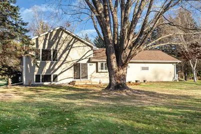 12288 Europa Avenue N, Saint Paul, MN 55110 - Photo 13