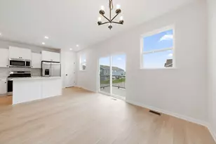 6730 Wildflower Wy, Minnetrista, MN 55331 - Photo 5