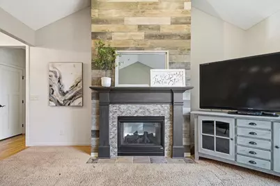 602 Woodland Drive, Mahtomedi, MN 55115 - Photo 11