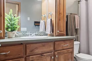 602 Woodland Dr, Mahtomedi, MN 55115 - Photo 49