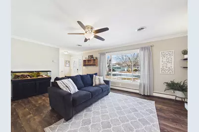 1187 Madison Street S, Shakopee, MN 55379 - Photo 7