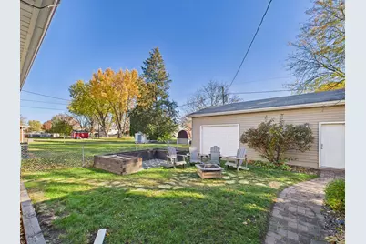 1187 Madison Street S, Shakopee, MN 55379 - Photo 41