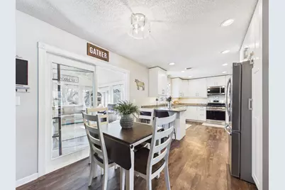 1187 Madison Street S, Shakopee, MN 55379 - Photo 9