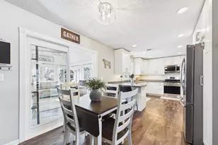 1187 Madison St S, Shakopee, MN 55379 - Photo 9