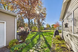 1187 Madison St S, Shakopee, MN 55379 - Photo 49