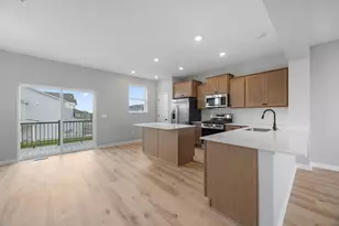 6742 Wildflower Wy, Minnetrista, MN 55331 - Photo 3