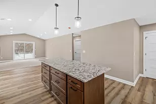 31706 Madison Rd, Lindstrom, MN 55045 - Photo 9