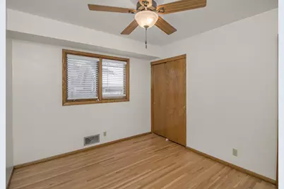 1669 Clarence Street, Saint Paul, MN 55106 - Photo 19