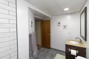 1669 Clarence St, Saint Paul, MN 55106 - Photo 29