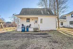 1045 Lake St E, Wayzata, MN 55391 - Photo 27