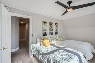 1045 Lake St E, Wayzata, MN 55391 - Photo 23