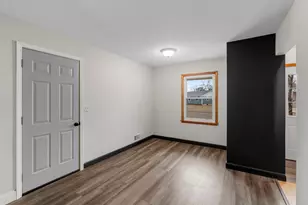 7624 Daleview Dr, Brooklyn Park, MN 55443 - Photo 9